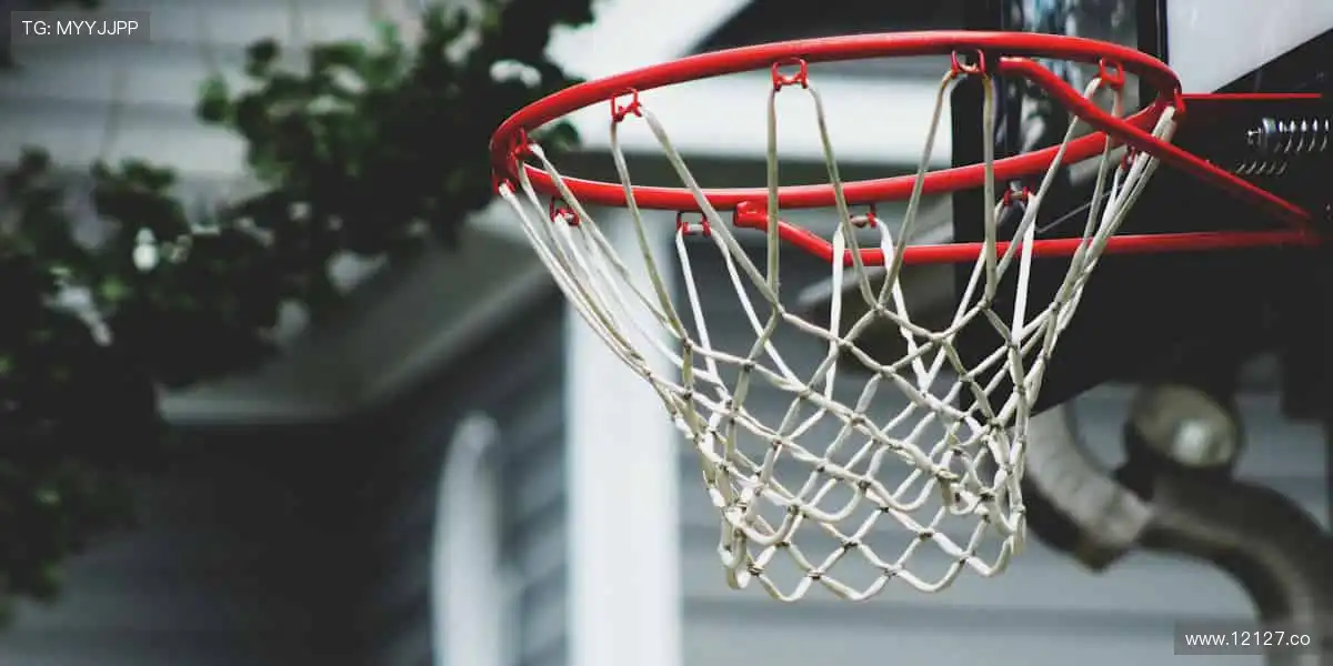 热血上映，精彩不断！🌟🎞️